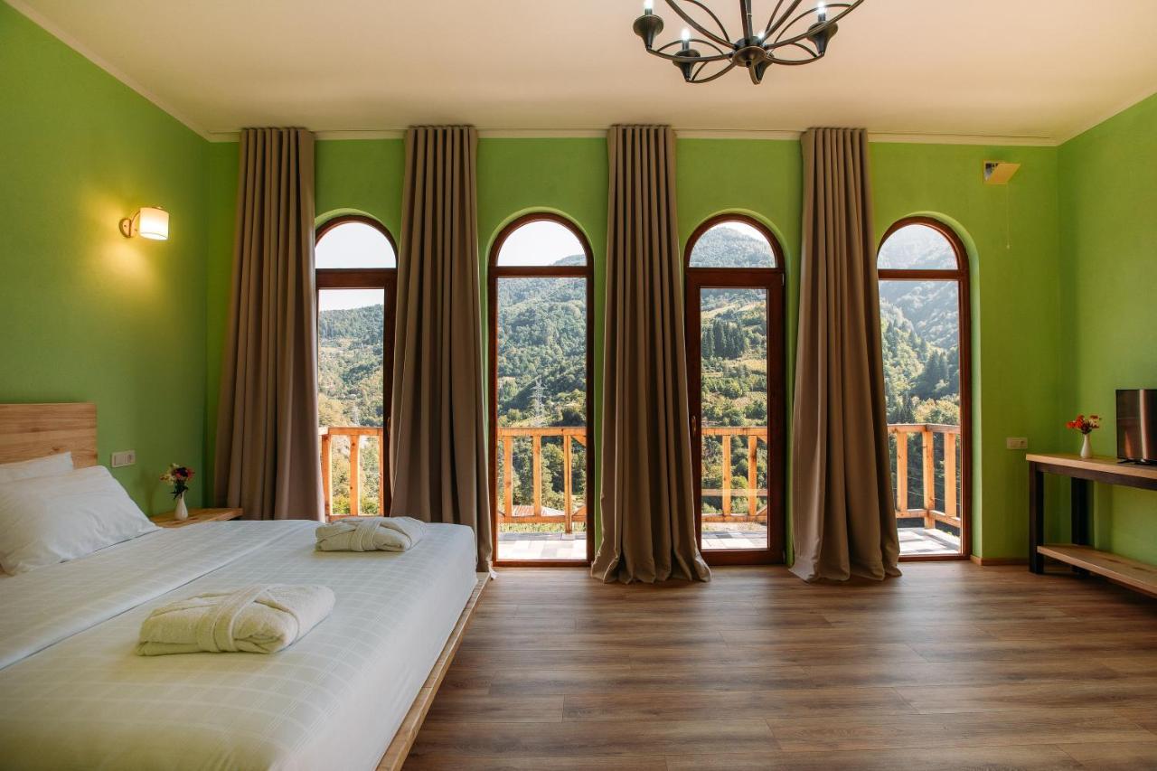 Hotel Chateau Iveri Varjanisi Екстер'єр фото