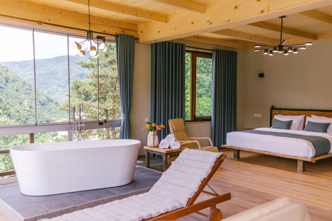 Hotel Chateau Iveri Varjanisi Екстер'єр фото