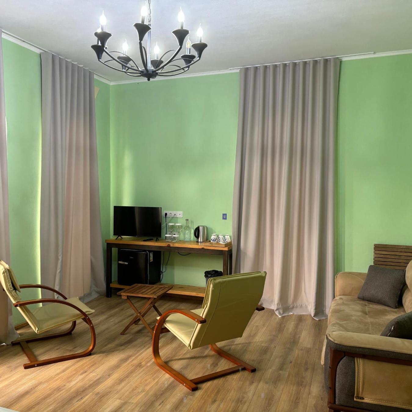 Hotel Chateau Iveri Varjanisi Екстер'єр фото